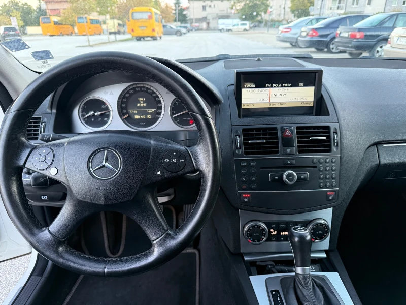 Mercedes-Benz C 320 AVANTGARDE* Кожа/Нави/Подгрев/Парктроник, снимка 11 - Автомобили и джипове - 52745770