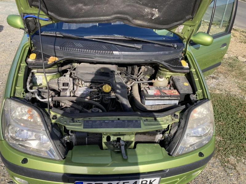 Renault Scenic dti, снимка 14 - Автомобили и джипове - 52939523