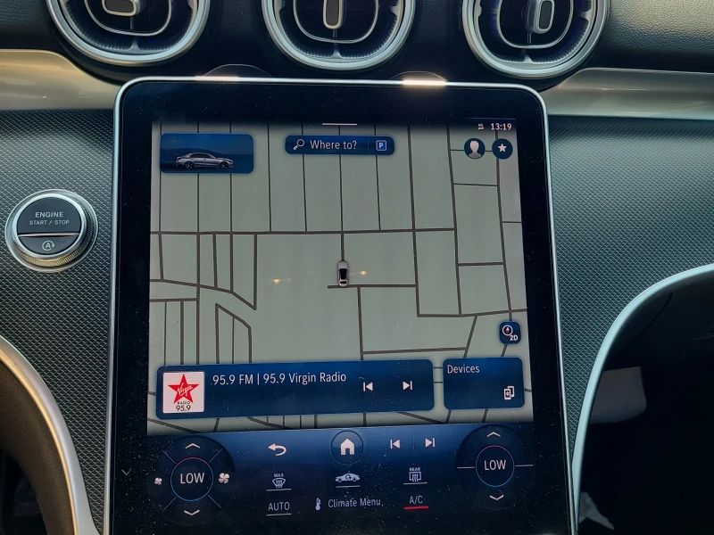 Mercedes-Benz C 300 * CARFAX * БЕЗ ПЪРВОНАЧАЛНА ВНОСКА, снимка 8 - Автомобили и джипове - 52997013