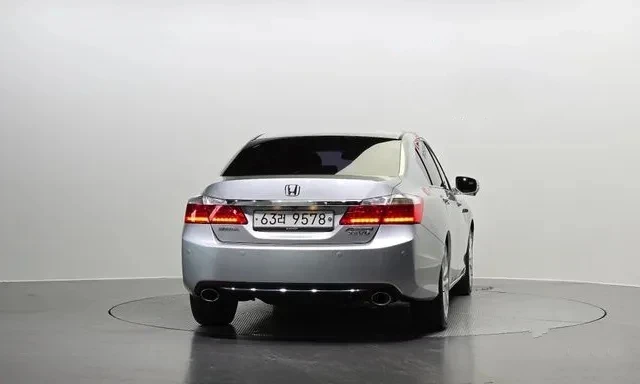 Honda Accord 3.5 С ВИДЕО  - изображение 4