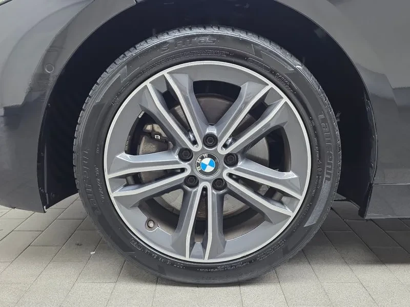 BMW 118 D Sports, снимка 5 - Автомобили и джипове - 55110736