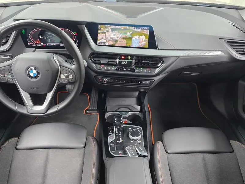 BMW 118 D Sports, снимка 7 - Автомобили и джипове - 55110736