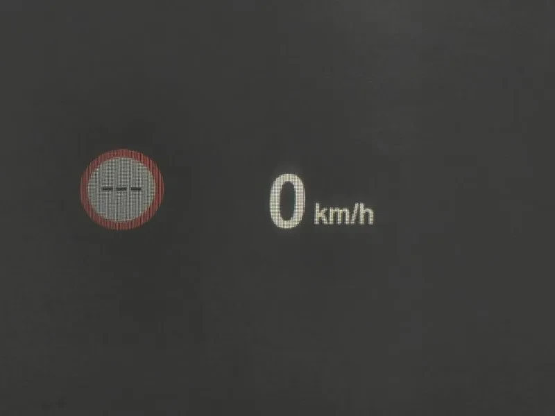 BMW 330 I M Sports, снимка 17 - Автомобили и джипове - 55132300