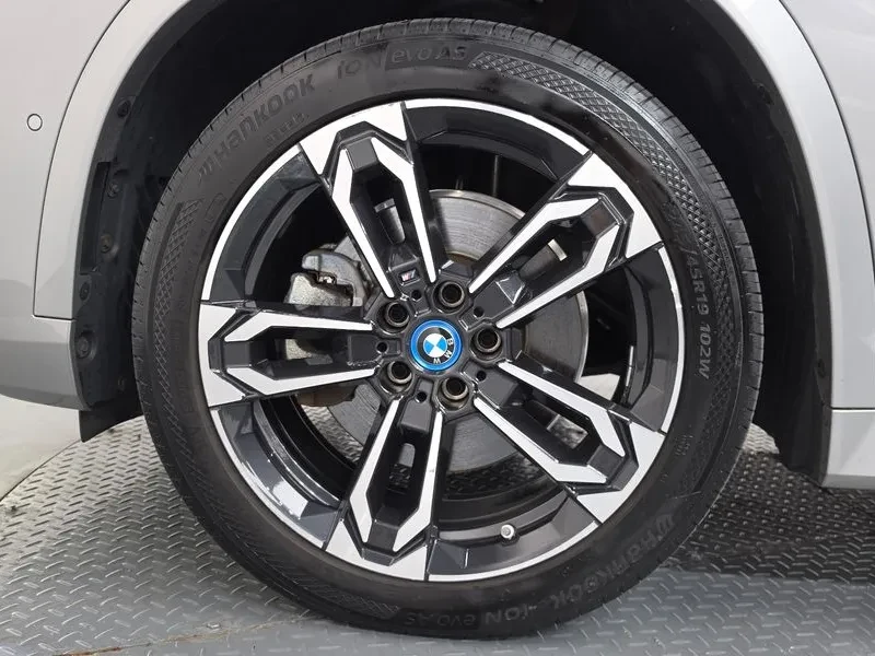 BMW iX1 M Sports - ���� 30% ����� | Mobile.bg � ����������� 5