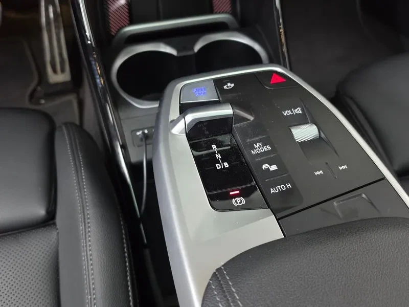 BMW iX1 M Sports - ���� 30% ����� | Mobile.bg � ����������� 9