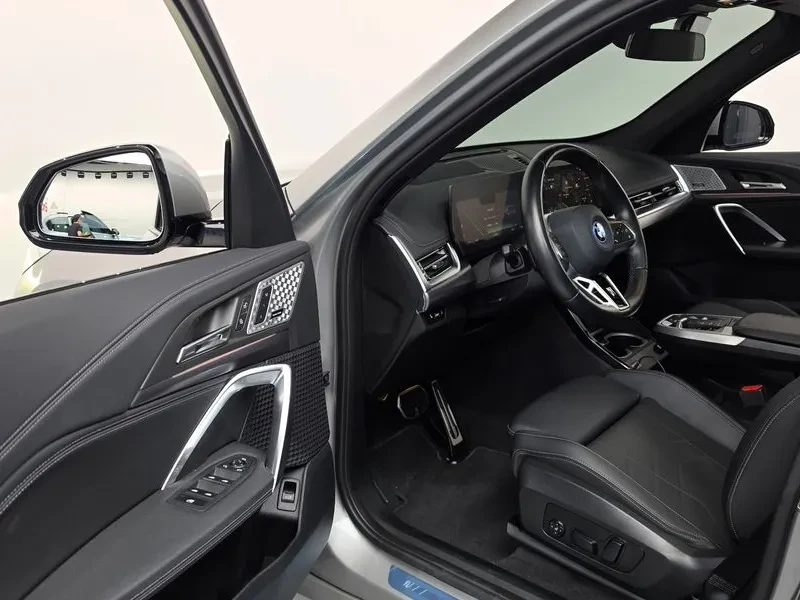 BMW iX1 M Sports - ���� 30% ����� | Mobile.bg � ����������� 10