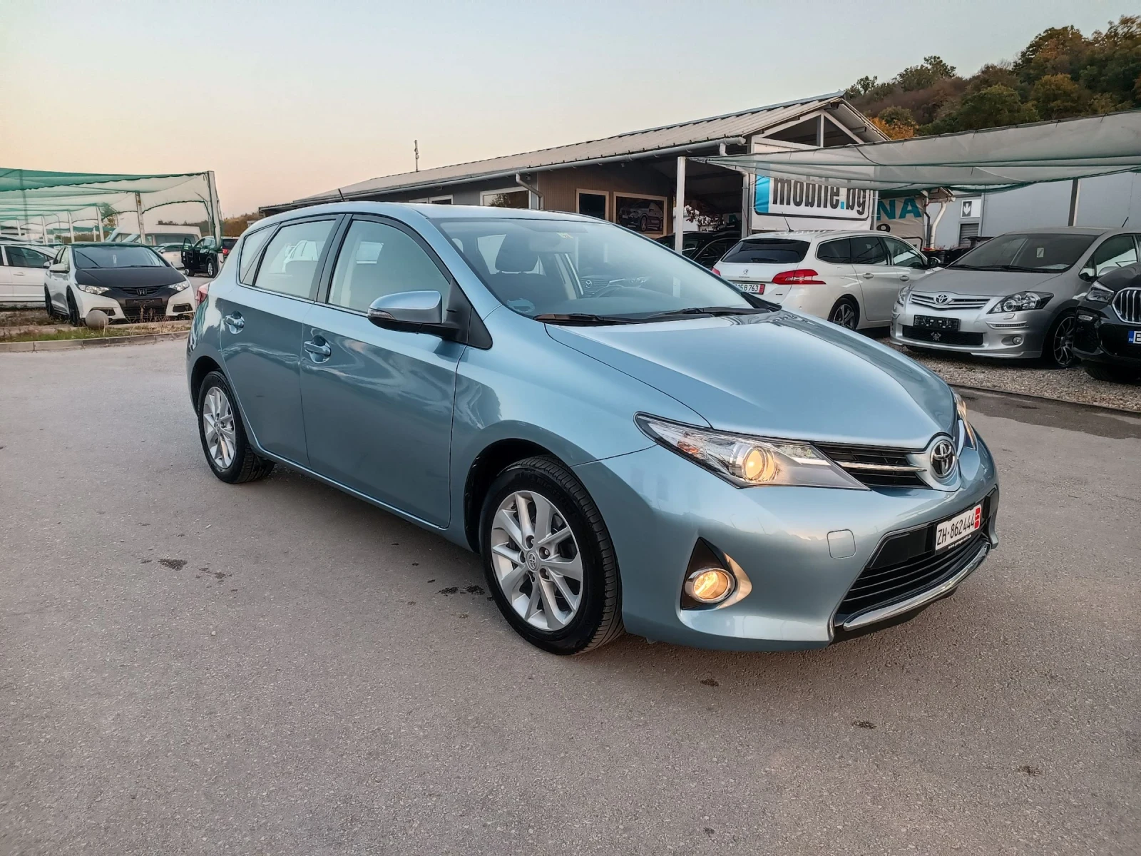 Toyota Auris 1.6i-132кс-ШВЕЙЦАРИЯ-РЪЧКА-6ск - изображение 2