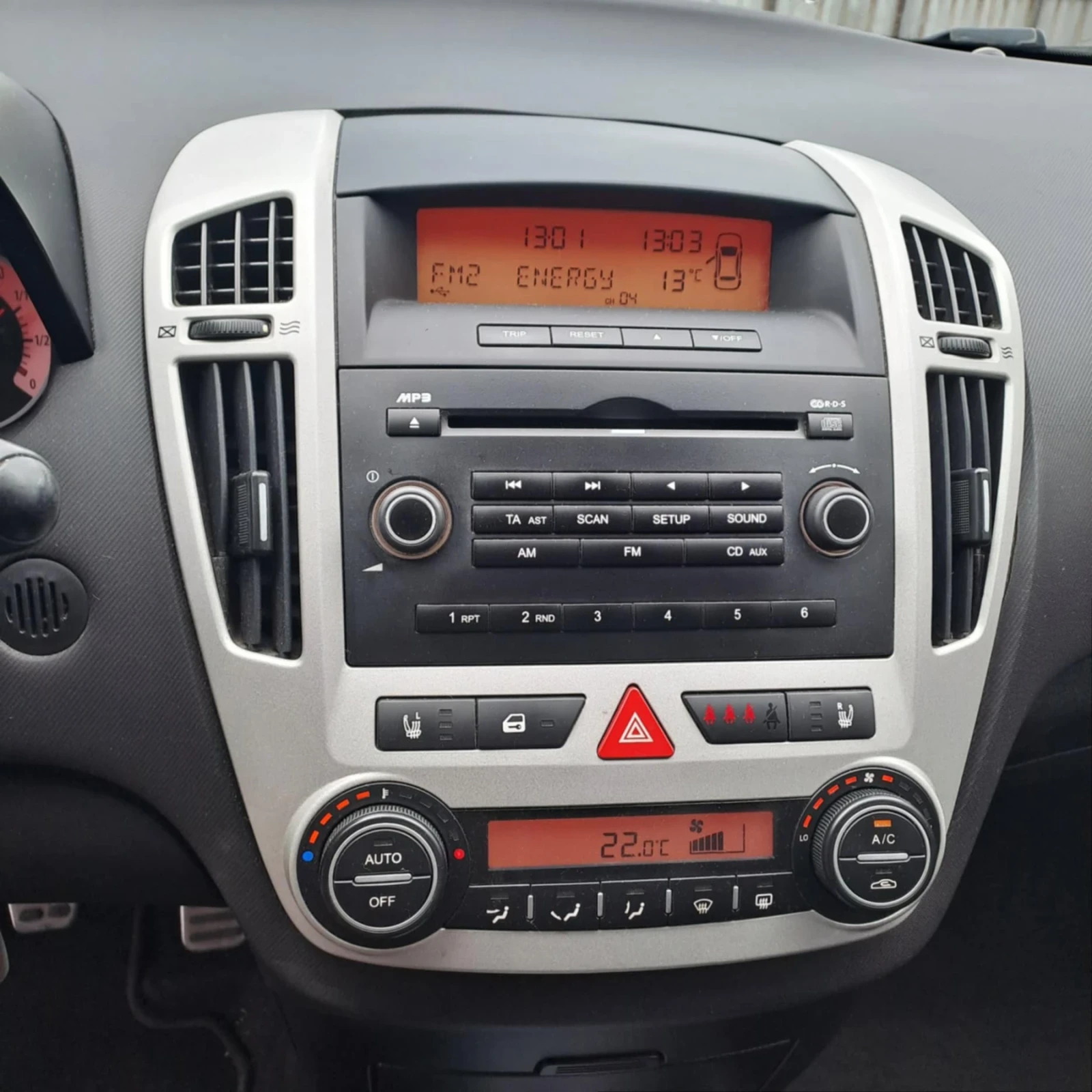 Kia Ceed 1.6 CRDI  - изображение 9