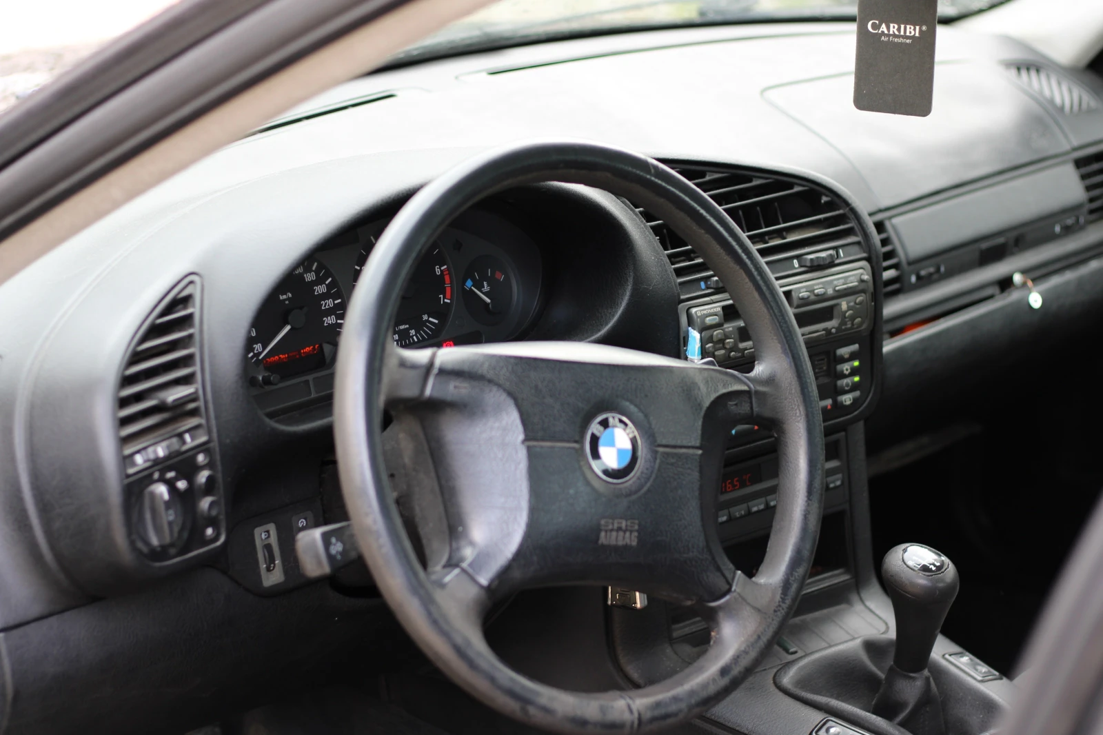 BMW 318  - изображение 5
