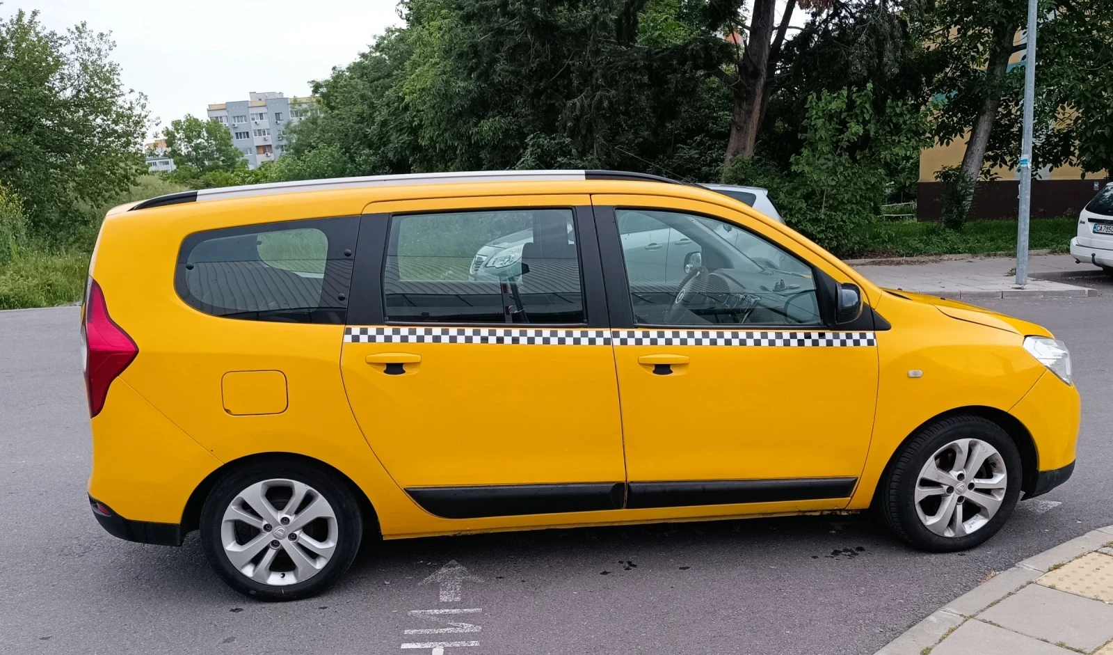 Dacia Lodgy  - изображение 9