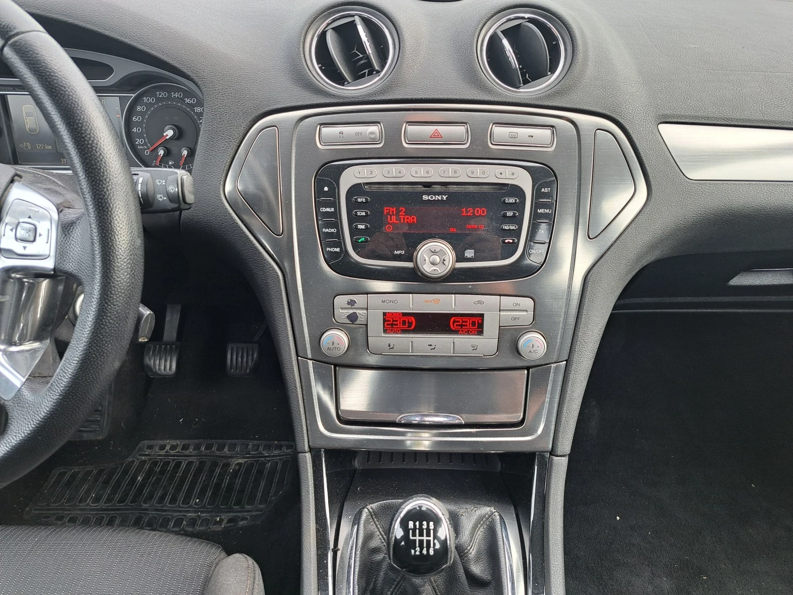 Ford Mondeo 2.0титаниум - изображение 10