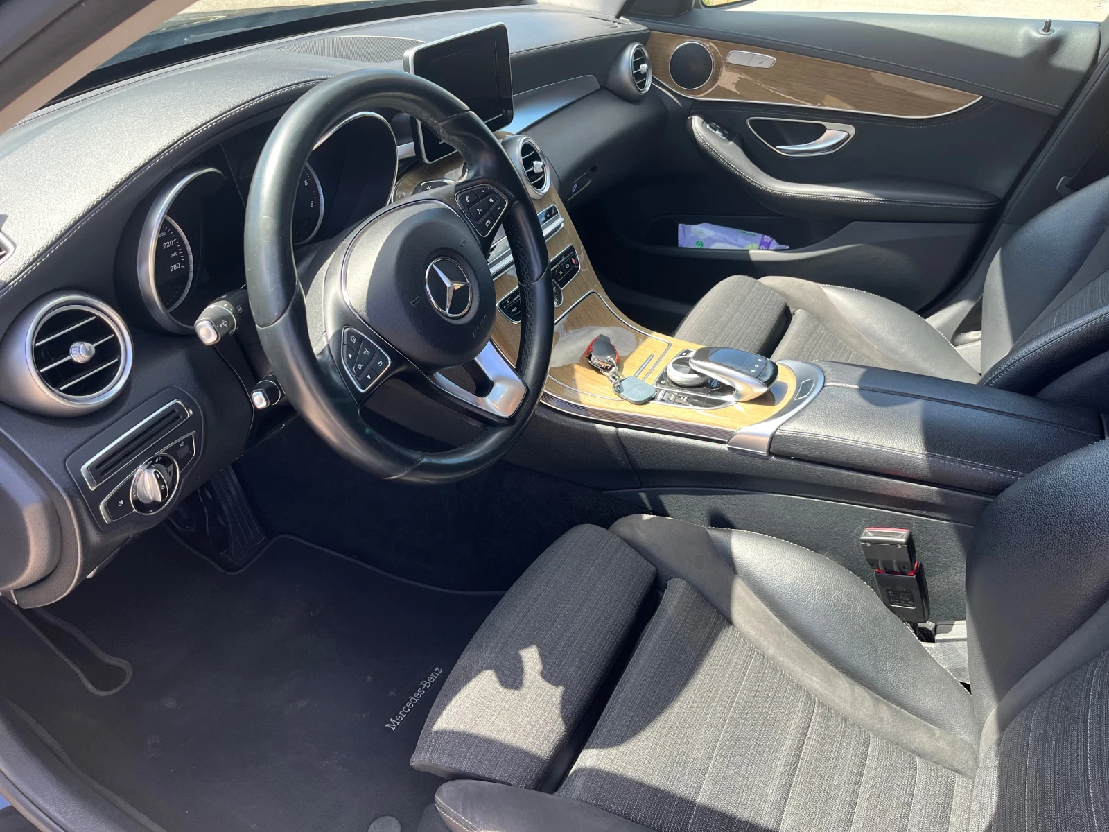 Mercedes-Benz C 220  - изображение 9