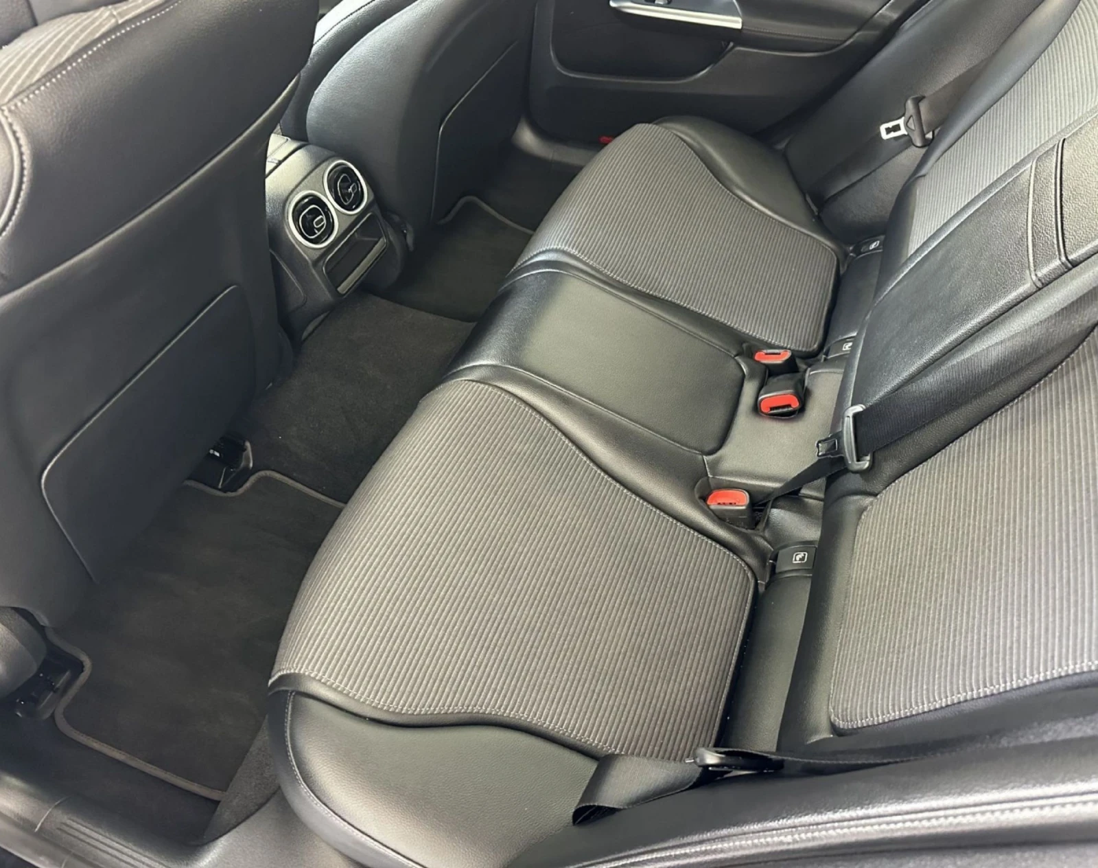 Mercedes-Benz C 220 d.KAMERA.LED.NAVI.ACC. 8 460 KM. | Mobile.bg   12