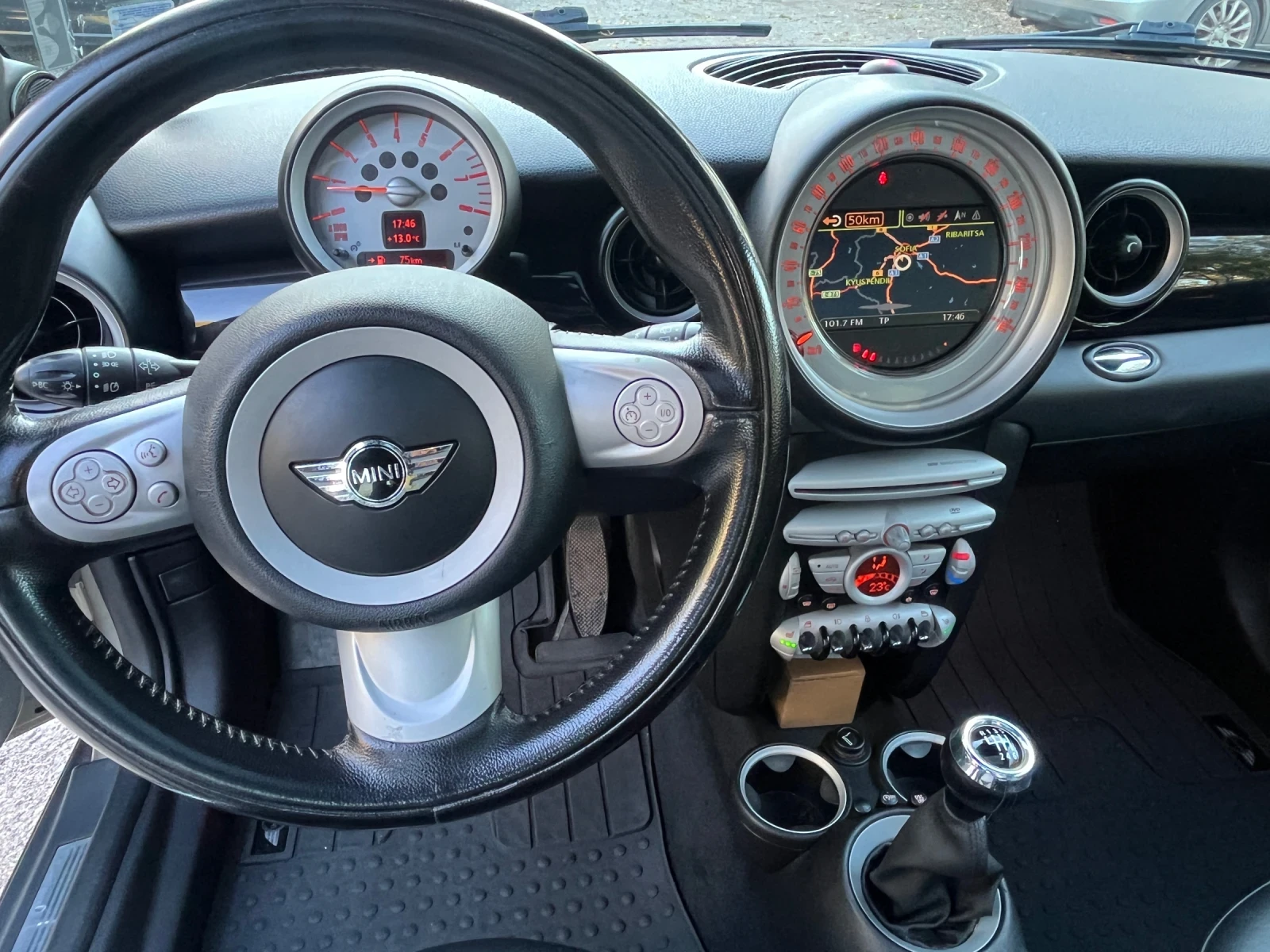Mini Cooper 1.6i 120hp Chili* Navi* HarmanKardon* Xenon*  - изображение 9