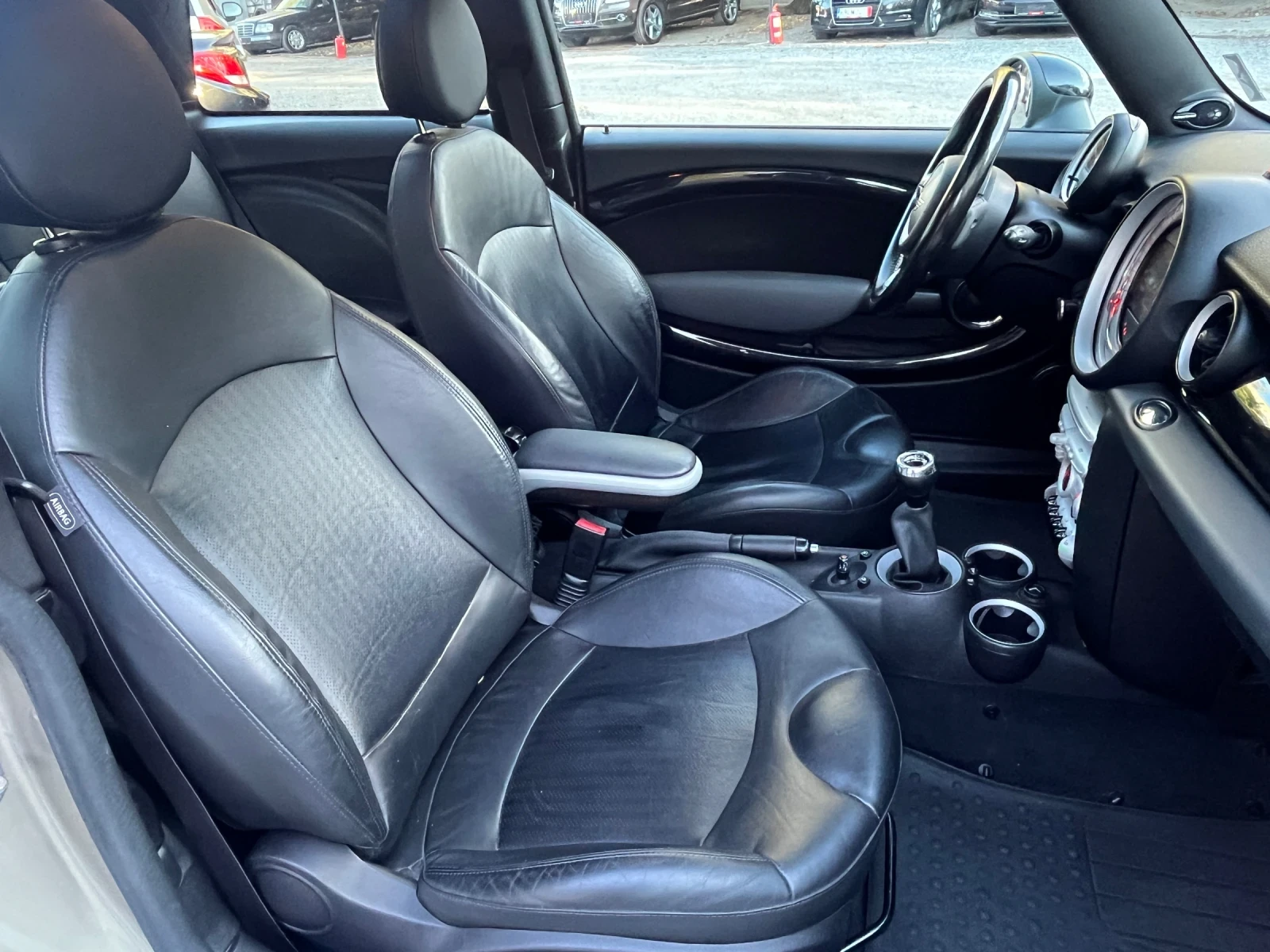 Mini Cooper 1.6i 120hp Chili* Navi* HarmanKardon* Xenon*  - изображение 10
