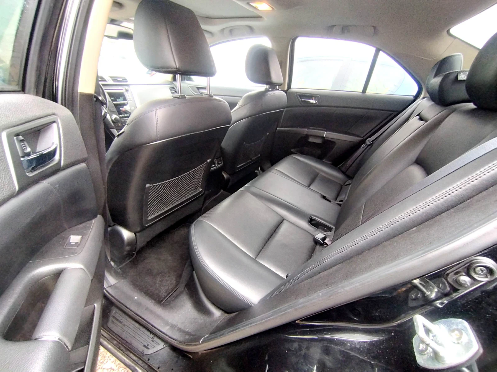 Suzuki Kizashi 2.4 i AWD/auto/Swiss edition  | Mobile.bg � ����������� 14