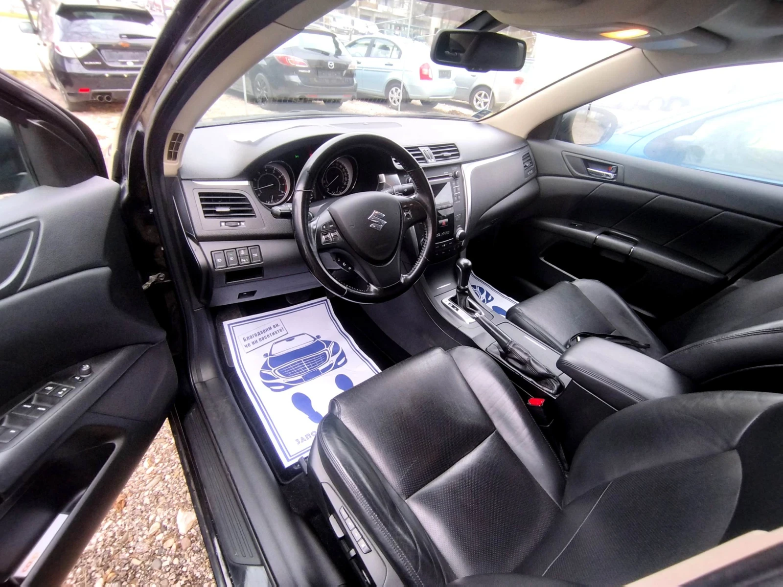 Suzuki Kizashi 2.4 i AWD/auto/Swiss edition  - изображение 10