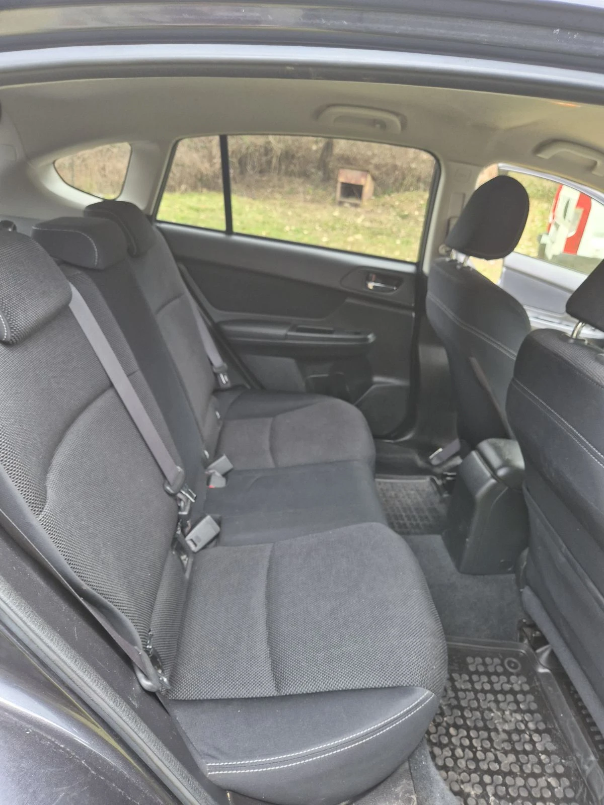 Subaru XV, снимка 9 - Автомобили и джипове - 53734918