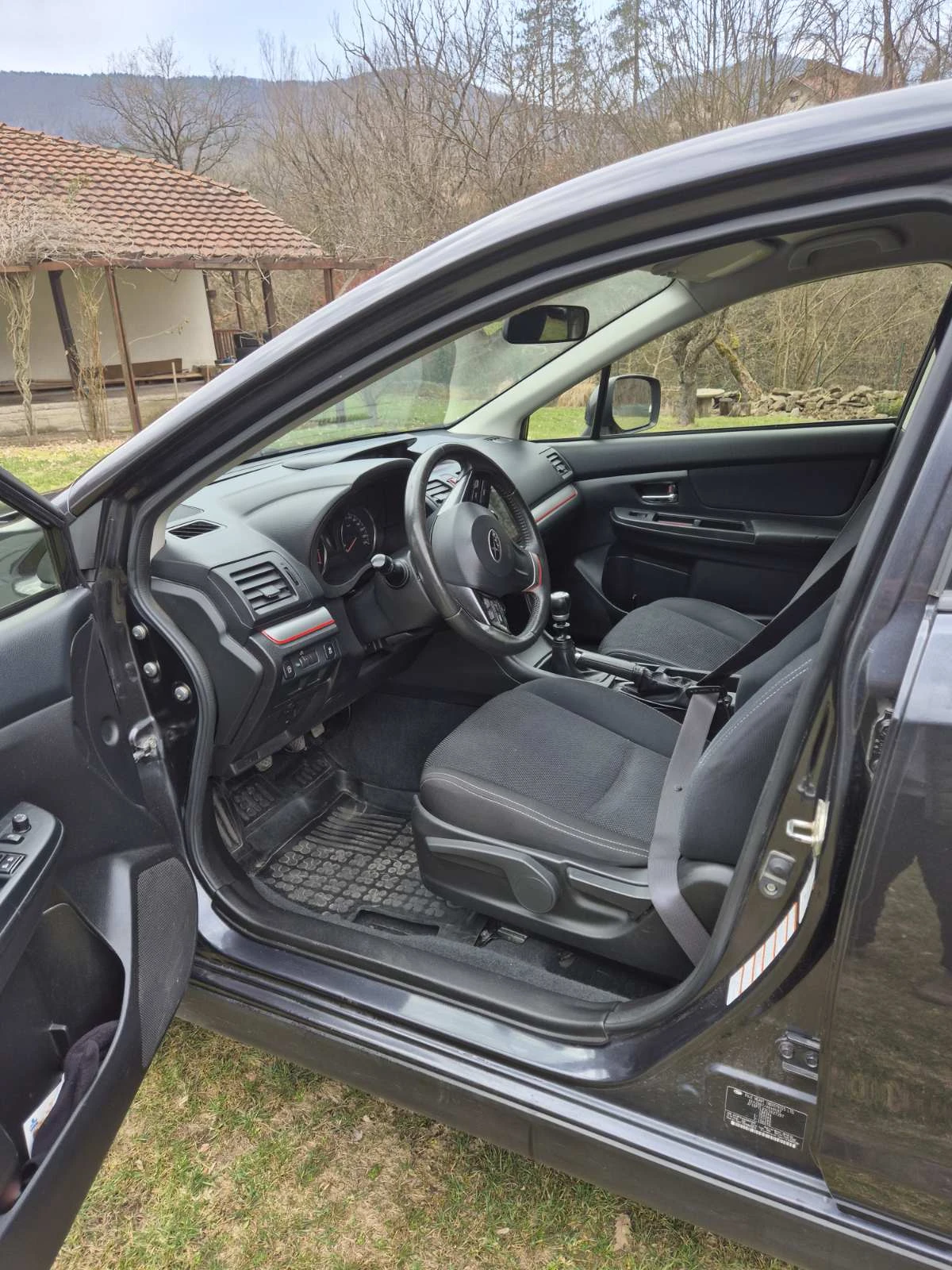 Subaru XV, снимка 6 - Автомобили и джипове - 53734918