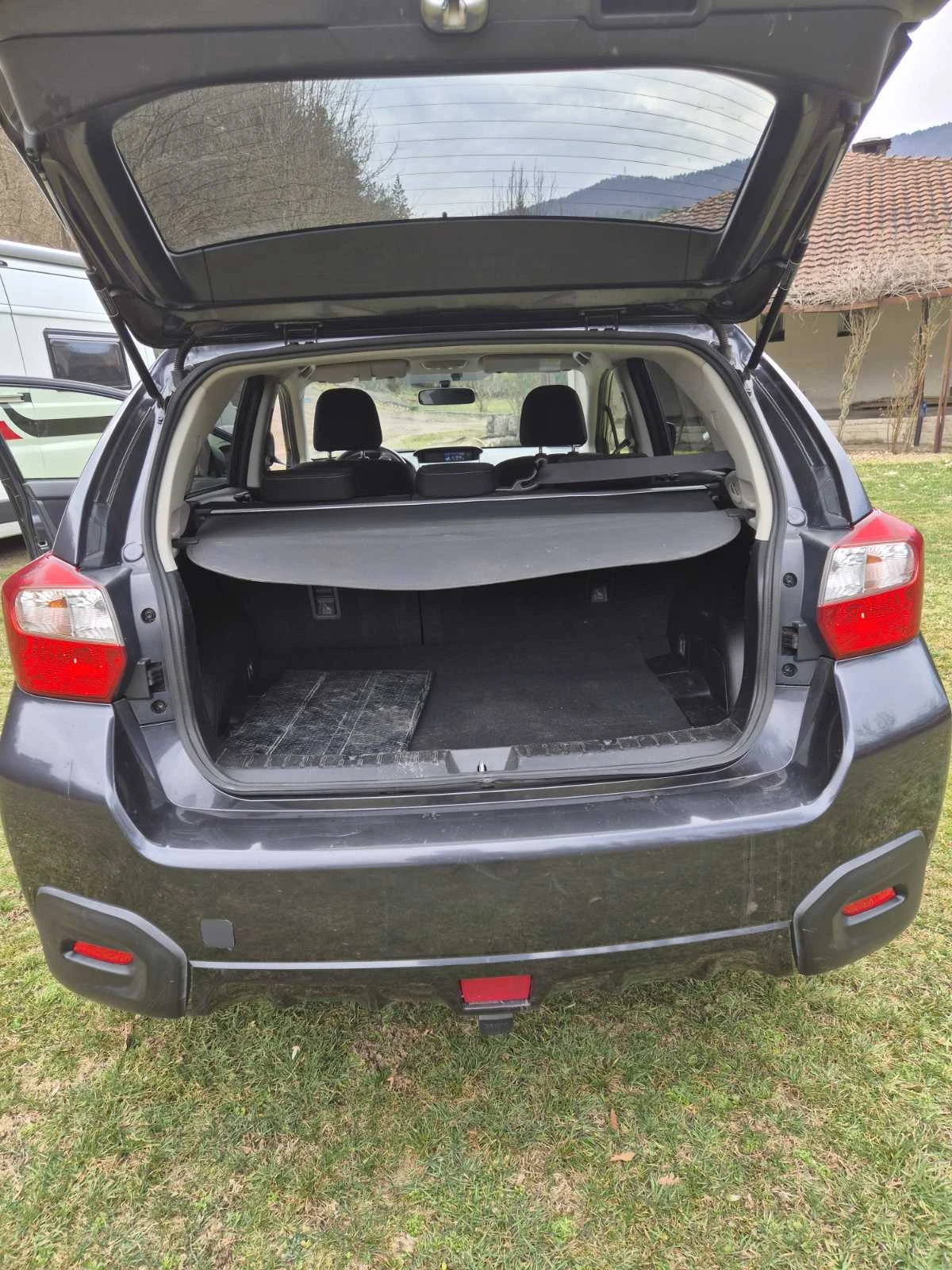 Subaru XV, снимка 8 - Автомобили и джипове - 53734918