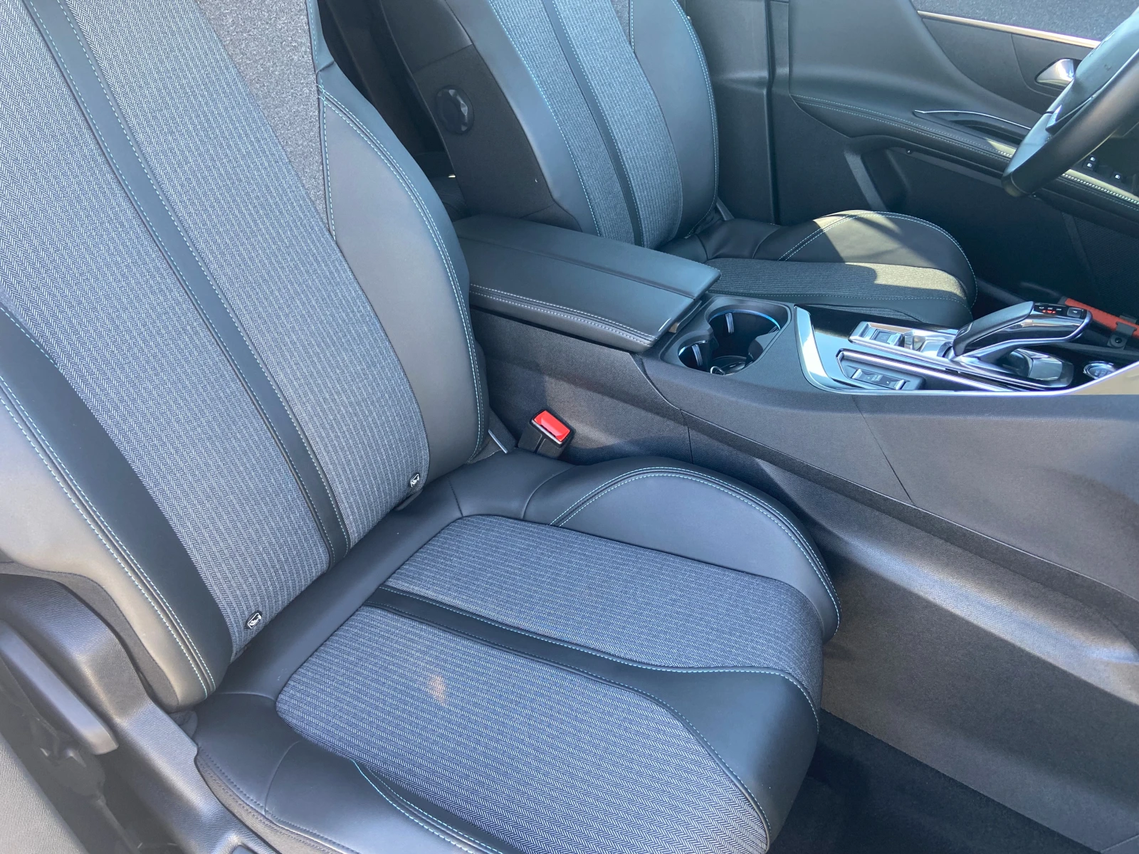 Peugeot 3008 Има видеоклип към обявата!, снимка 9 - Автомобили и джипове - 53797379