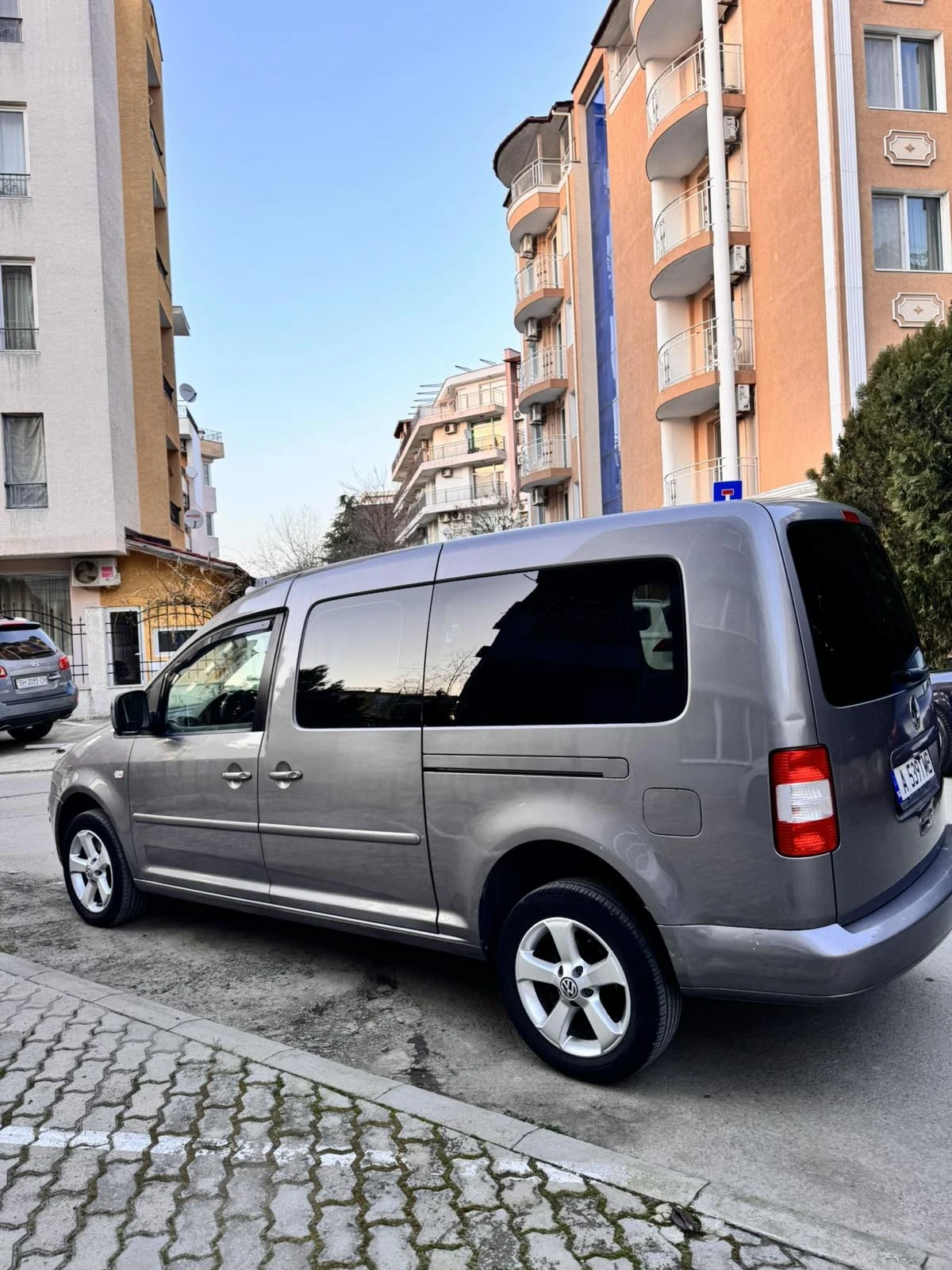 VW Caddy MAXI 1.9 TDI , снимка 6 - Автомобили и джипове - 53977703