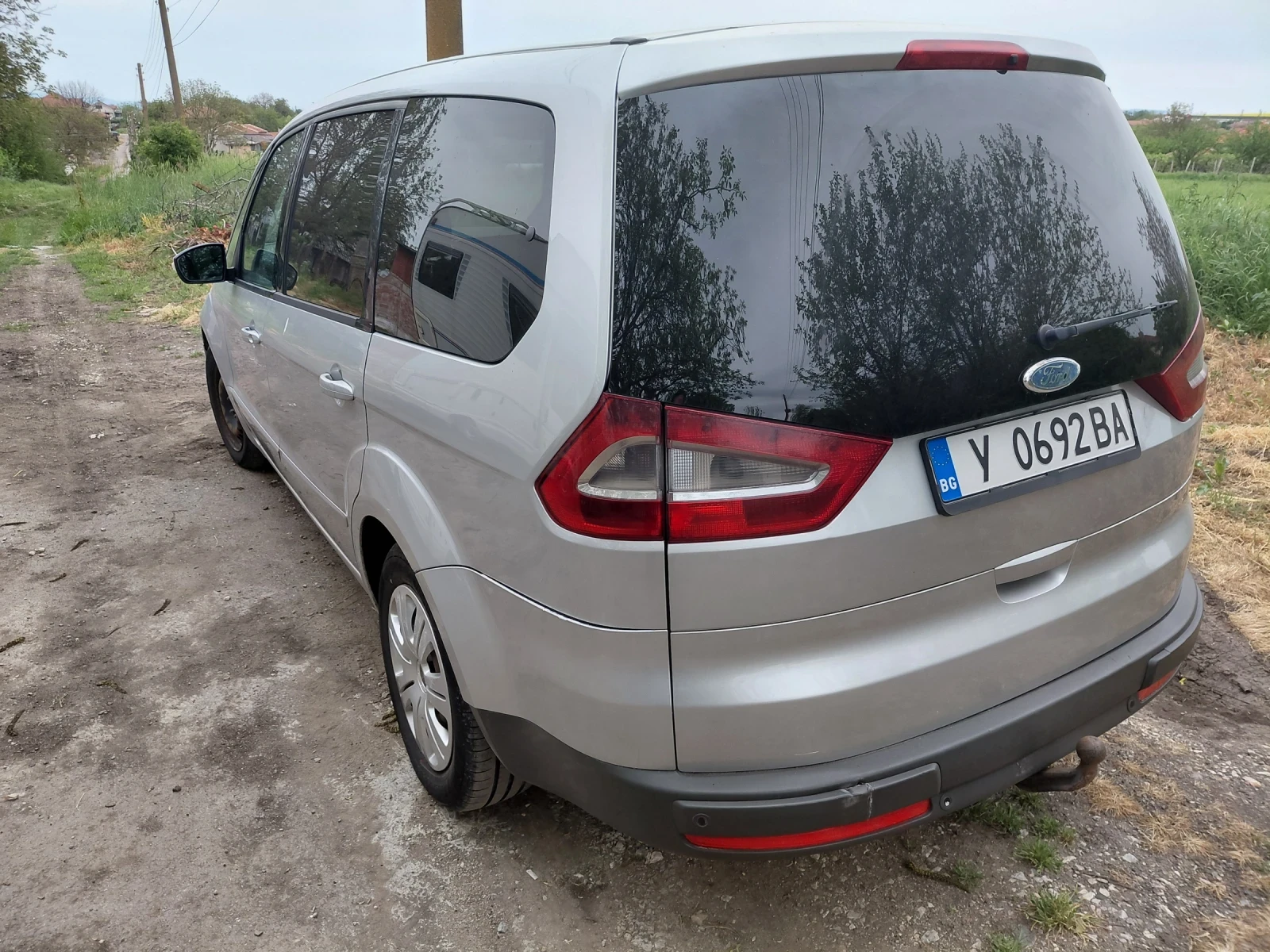 Ford Galaxy ПРОДАВА СЕ ЦЕНА 3500 евро  Форд галакси 2.0 tdci о, снимка 5 - Автомобили и джипове - 54478268