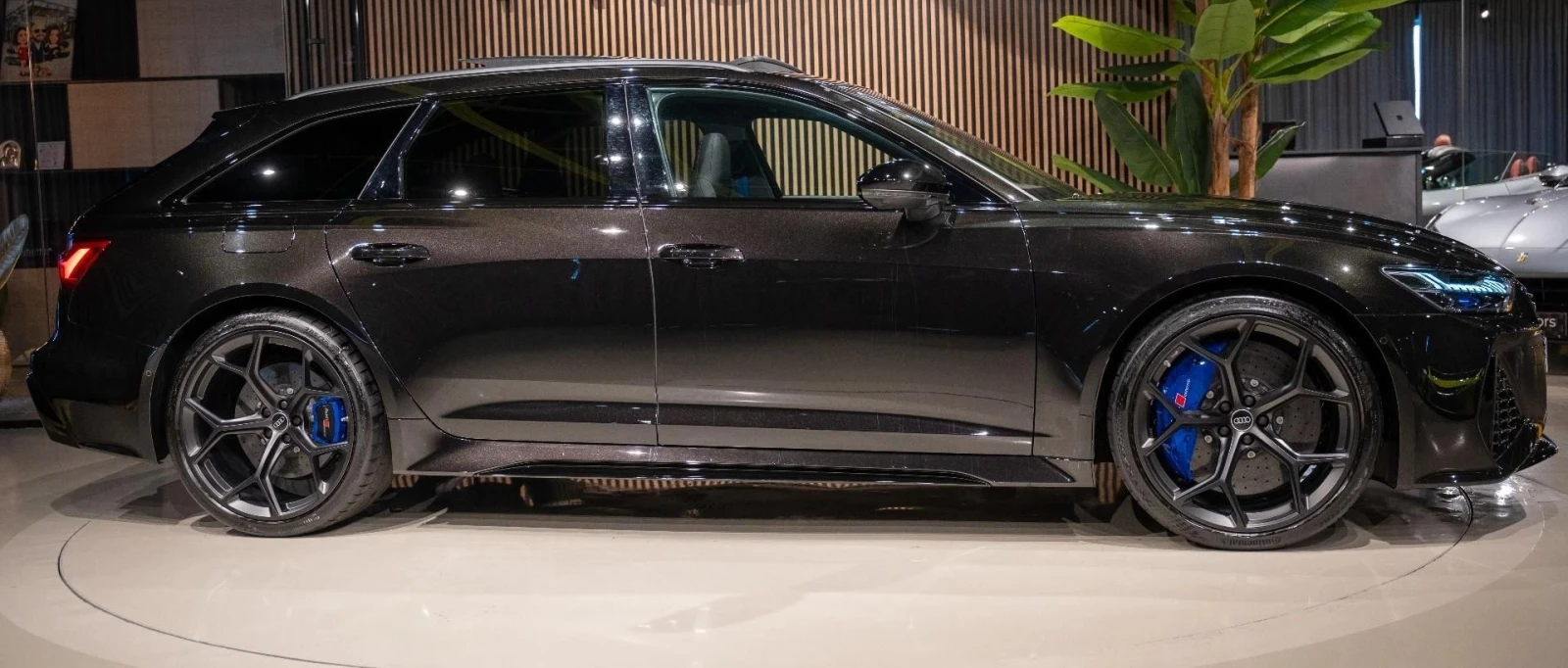 Audi Rs6 Avant Performance 4.0 TFSI V8 Quattro, снимка 2 - Автомобили и джипове - 54823545