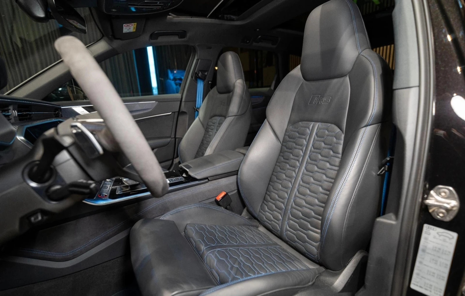 Audi Rs6 Avant Performance 4.0 TFSI V8 Quattro, снимка 10 - Автомобили и джипове - 54823545