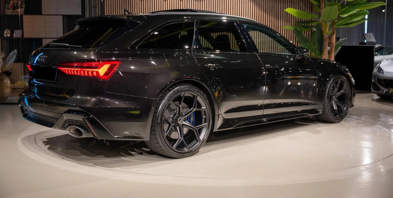 Audi Rs6 Avant Performance 4.0 TFSI V8 Quattro, снимка 3 - Автомобили и джипове - 54823545