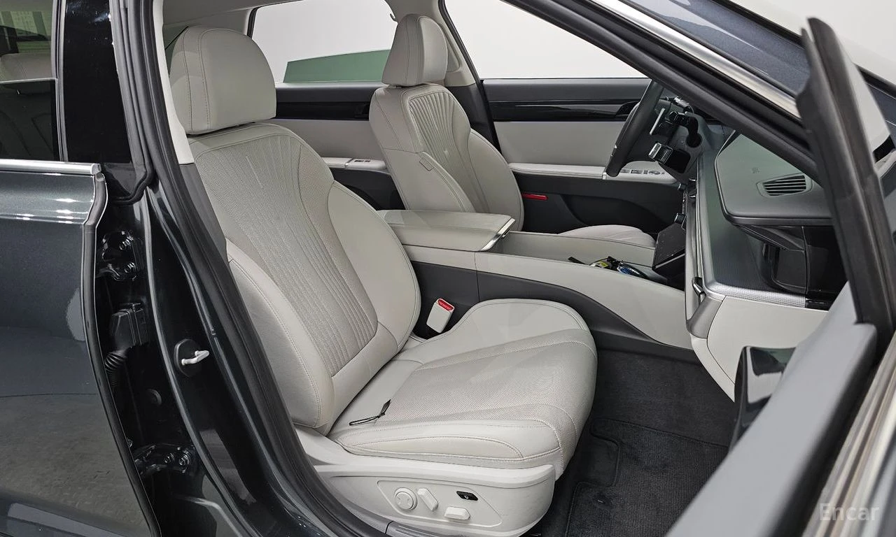 Hyundai Grandeur 2.5* 2WD* EXCLUSIVE* ОБДУХВАНЕ* 360 КАМЕРА* НАВИГА, снимка 10 - Автомобили и джипове - 54956022