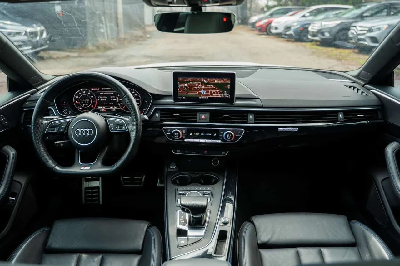 Audi A5 * Technik 45 TFSI quattro| NoAccident| S line| 360, снимка 12 - Автомобили и джипове - 55179973