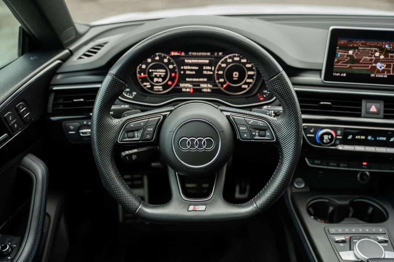 Audi A5 * Technik 45 TFSI quattro| NoAccident| S line| 360, снимка 13 - Автомобили и джипове - 55179973
