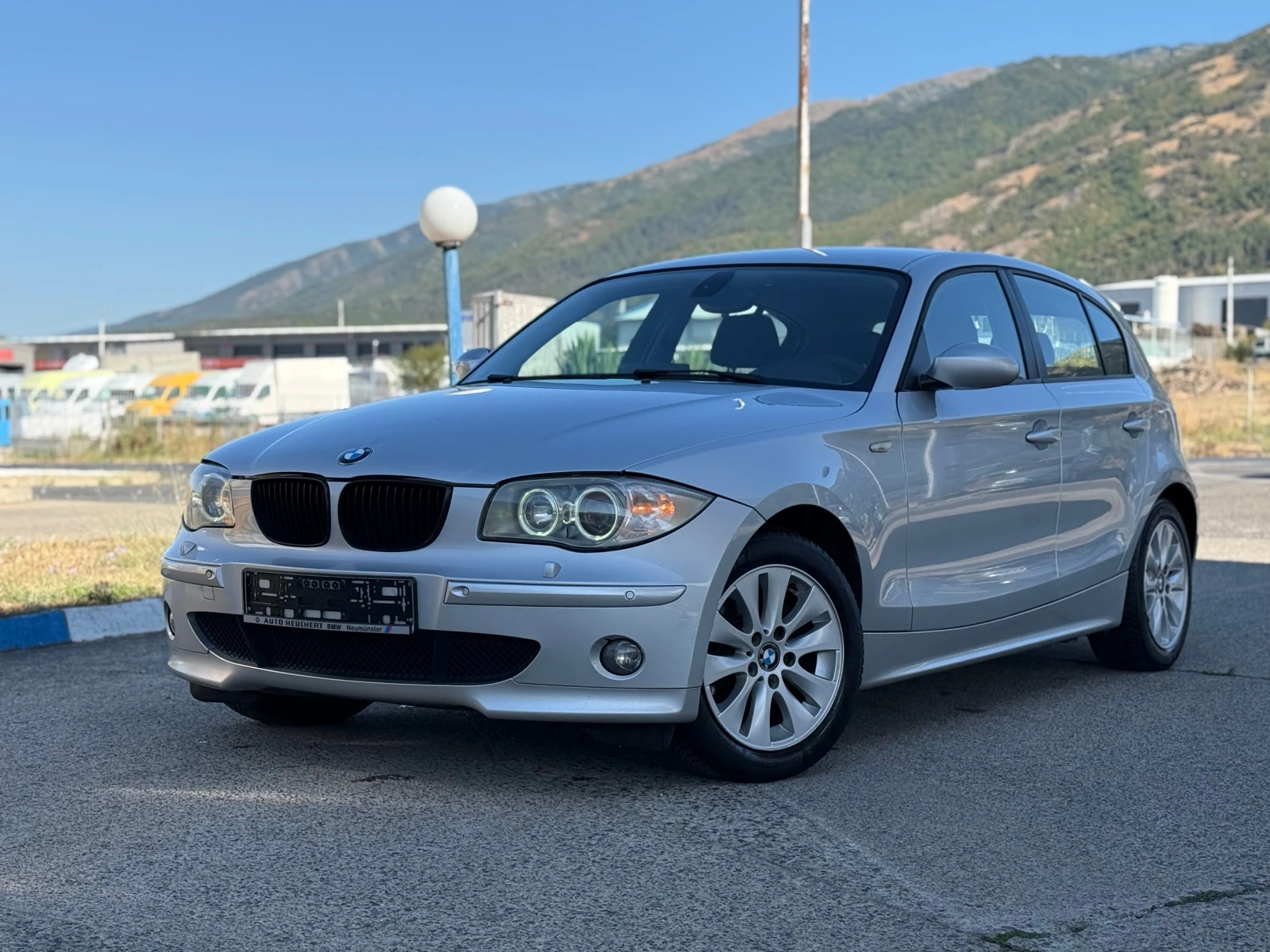 BMW 120 Navi/Auto/Подгрев