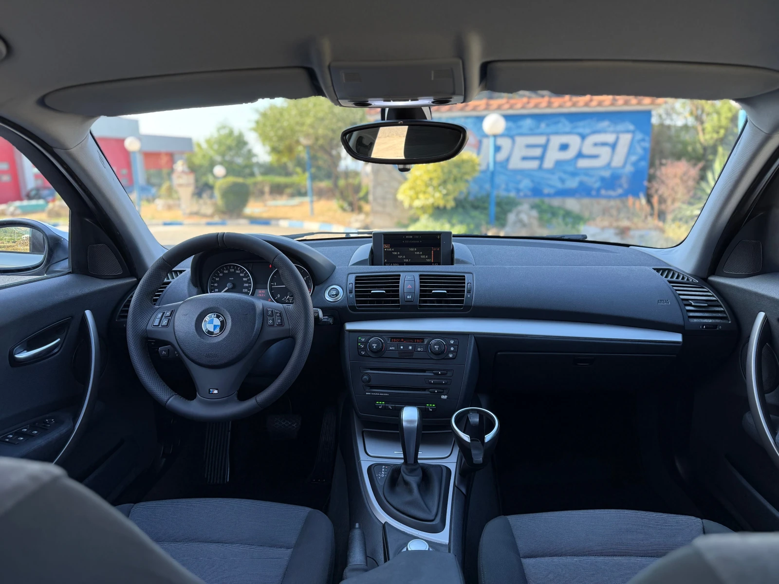 BMW 120 Navi/Auto/Подгрев, снимка 11 - Автомобили и джипове - 55670315