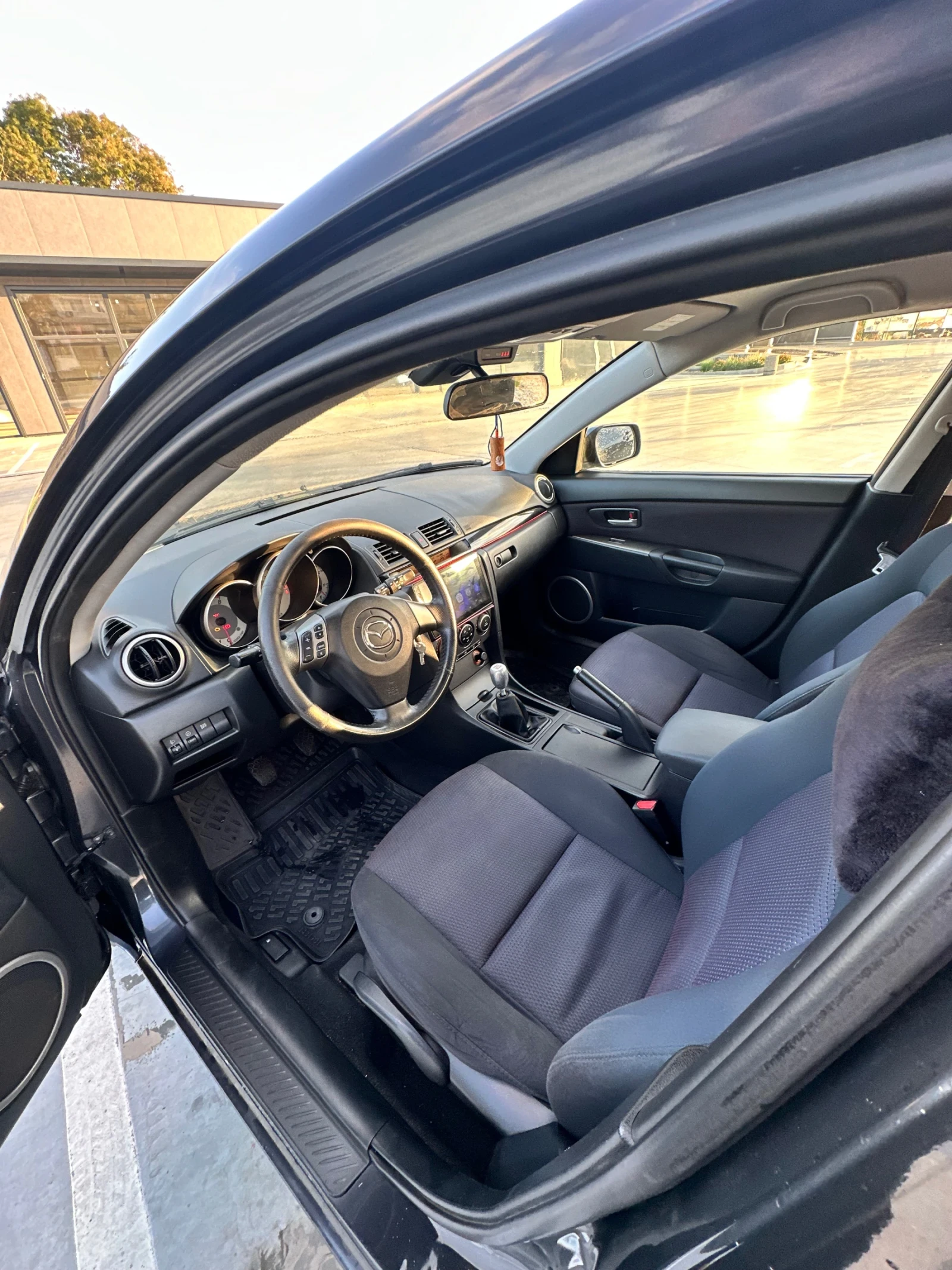 Mazda 3 CARPLAY, AMBIENT LIGHTING, снимка 7 - Автомобили и джипове - 55880639