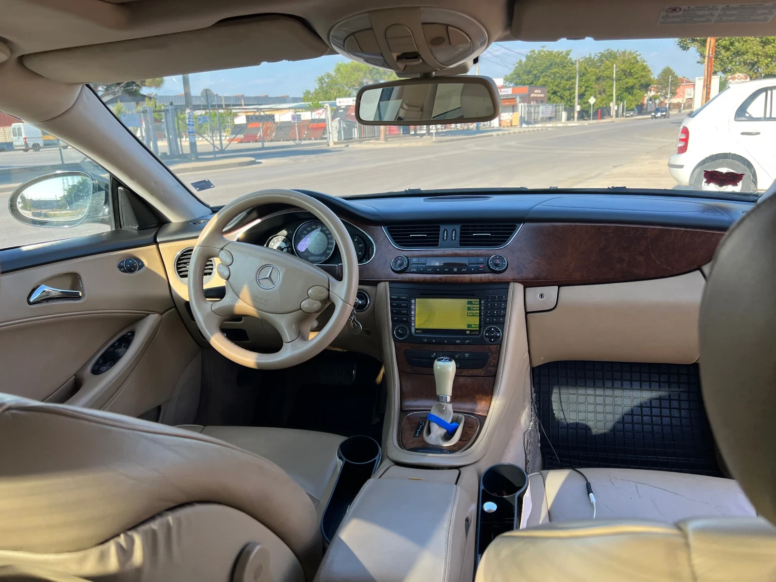 Mercedes-Benz CLS 320, снимка 11 - Автомобили и джипове - 56336507