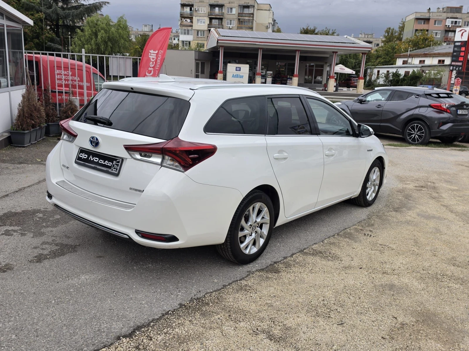 Toyota Auris SW* HYBRID* �������  | Mobile.bg � ����������� 5