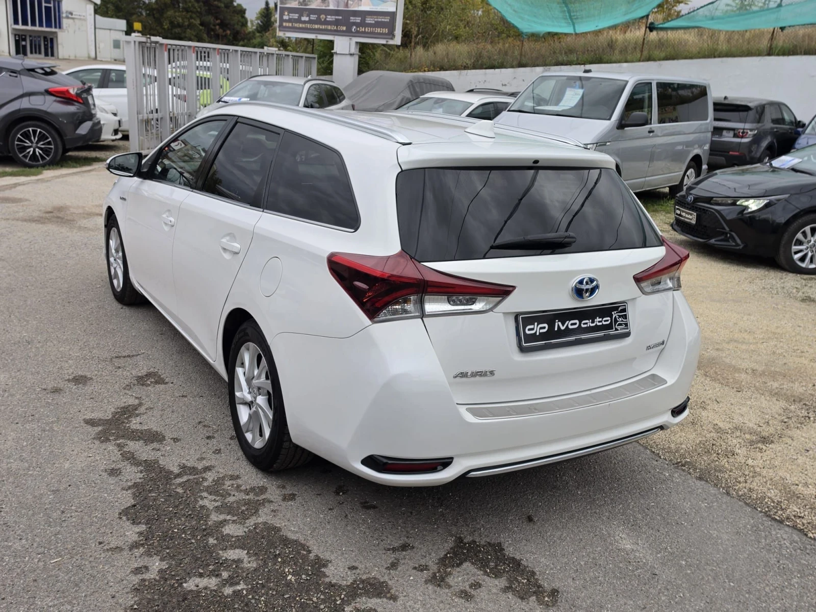 Toyota Auris SW* HYBRID* �������  | Mobile.bg � ����������� 3