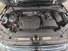 VW Tiguan * HIGHLINE R LINE * CARFAX * FENDER * ОБДУХВАНЕ * , снимка 16