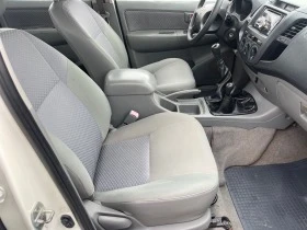 Toyota Hilux 2, 5D 4x4, lo/hi, климатик, ел.пакет, usb, снимка 13