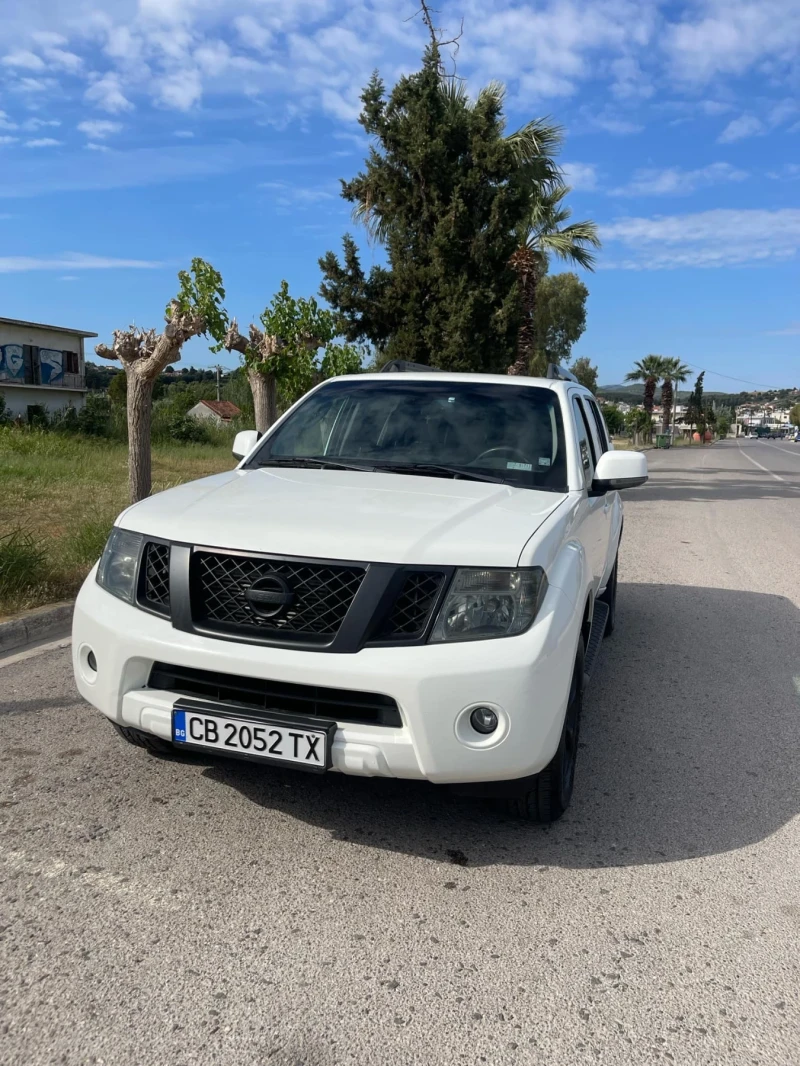 Nissan Pathfinder, снимка 3 - Автомобили и джипове - 47588714