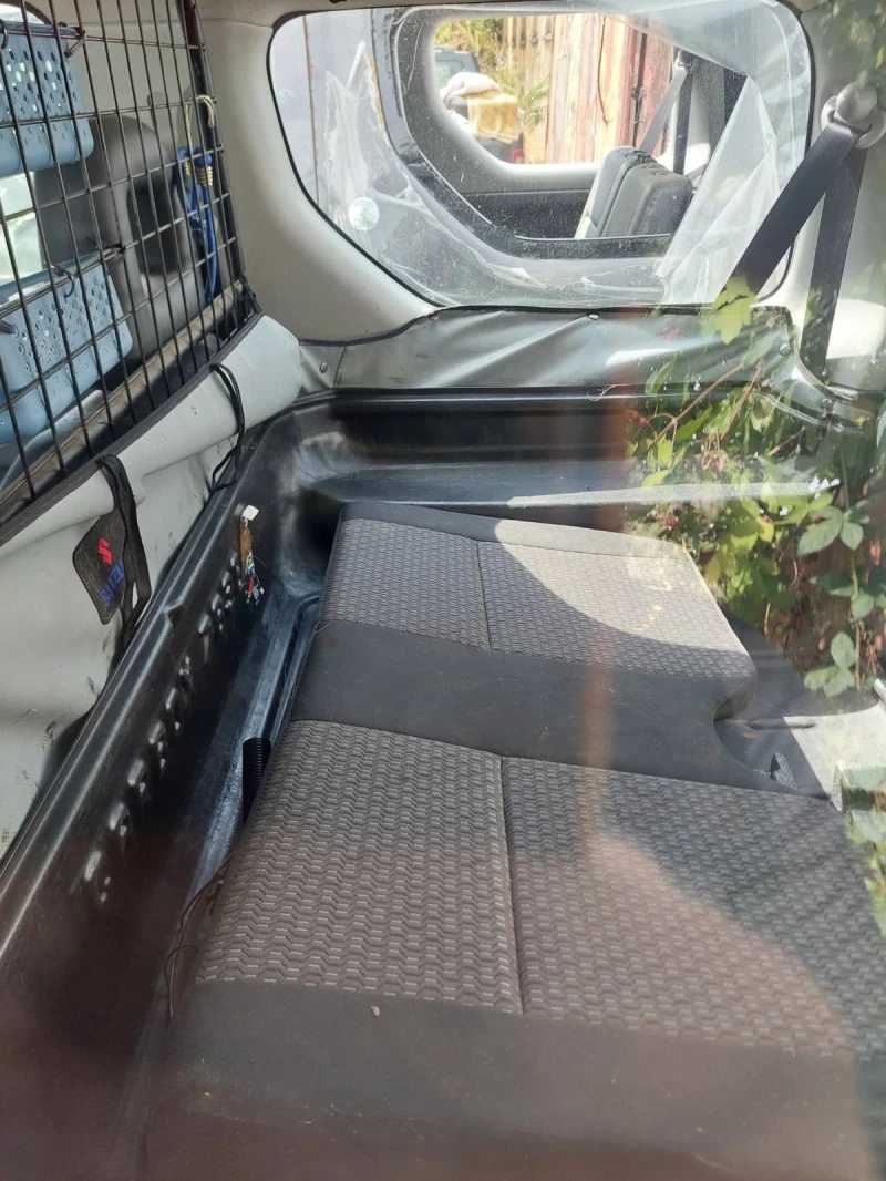 Suzuki Jimny 1.3 85КС, снимка 5 - Автомобили и джипове - 51720242