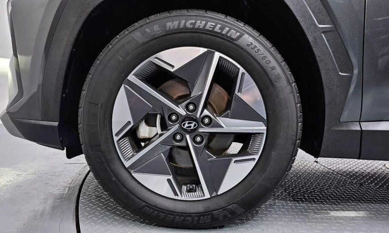 Hyundai Tucson Gasoline 1.6 Turbo 2WD Inspiration, снимка 5 - Автомобили и джипове - 52046236