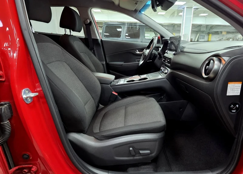Hyundai Kona 64KWh/ЗАВЕРЕНА В БЪЛГАРИЯ ГАРАНЦИЯ, снимка 9 - Автомобили и джипове - 52772594