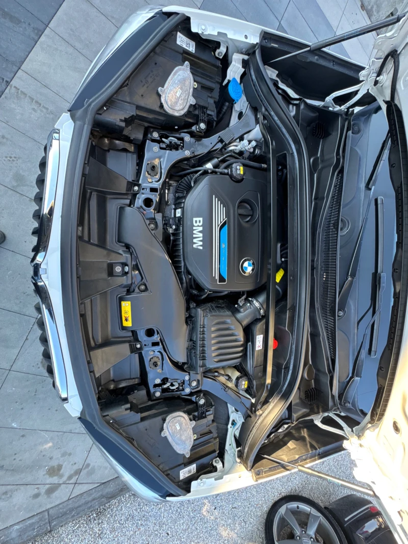 BMW X1 2020 Хибрид , снимка 15 - Автомобили и джипове - 52915366