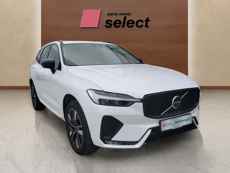 Volvo XC60 2.0 B5, снимка 3 - Автомобили и джипове - 53448334