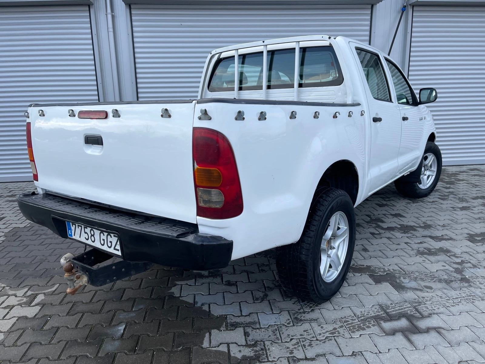 Toyota Hilux 2, 5D 4x4, lo/hi, климатик, ел.пакет, usb - изображение 5