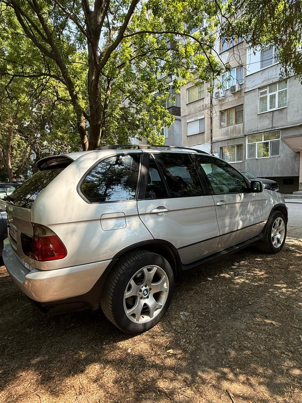 BMW X5 3.0 - изображение 5