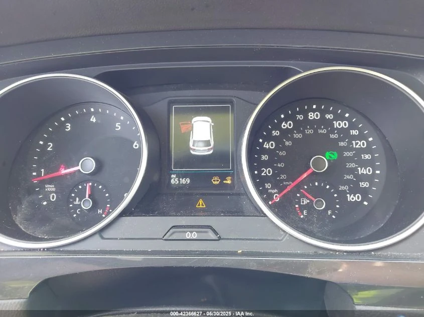 VW Tiguan 2018 VOLKSWAGEN TIGUAN 2.0T - изображение 10